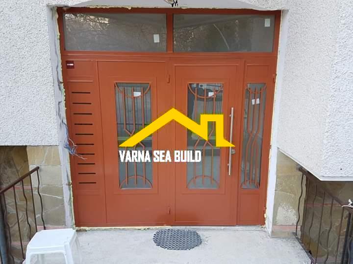 метална врата от varnaseabuild