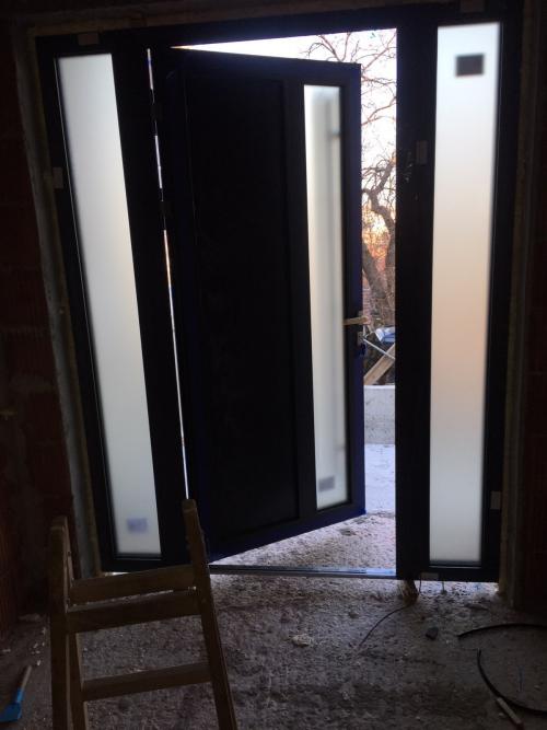 входна кафява врата от varna sea build