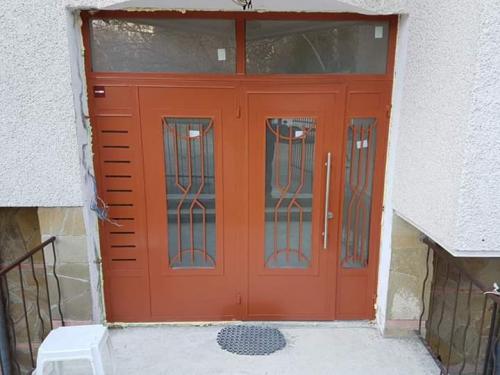 входна метална врата от varna sea build