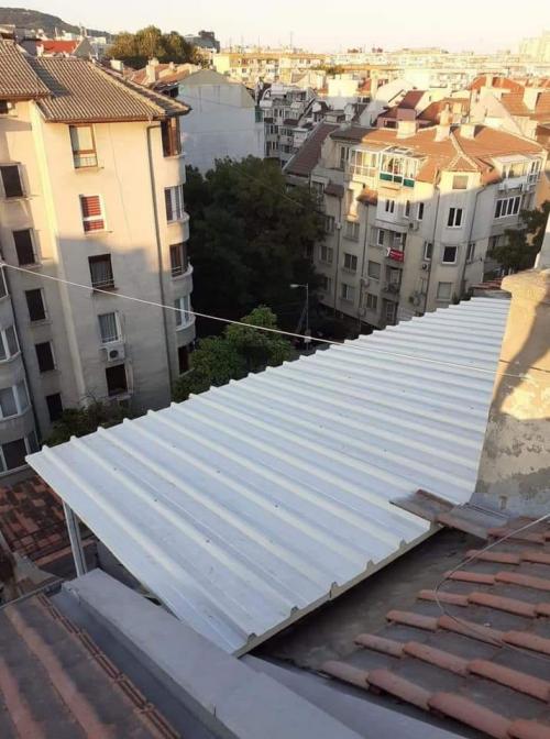 покрив метална конструкция