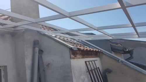 Бяло метално скеле от varna sea build